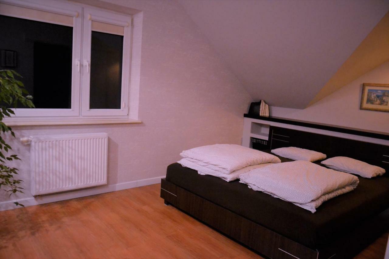 Tarnow Dom / Apartament W Centrum Екстериор снимка