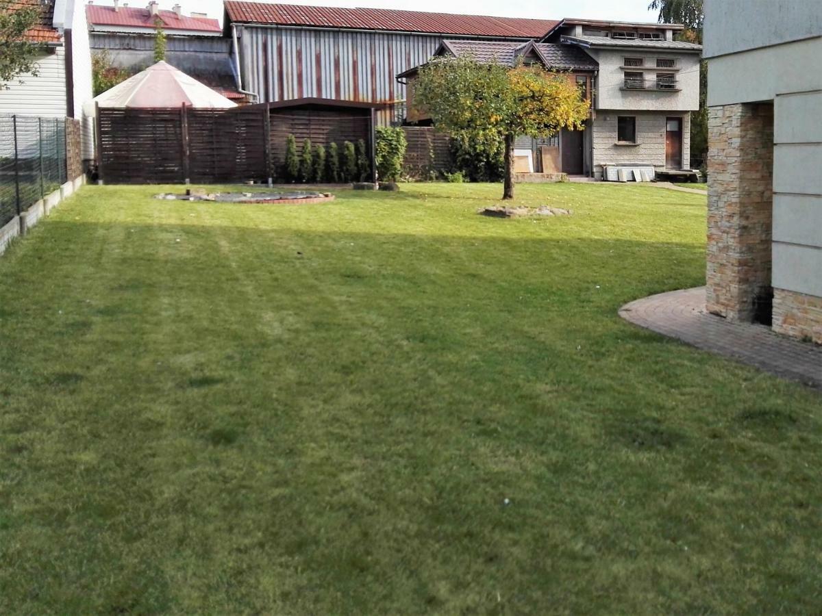 Tarnow Dom / Apartament W Centrum Екстериор снимка