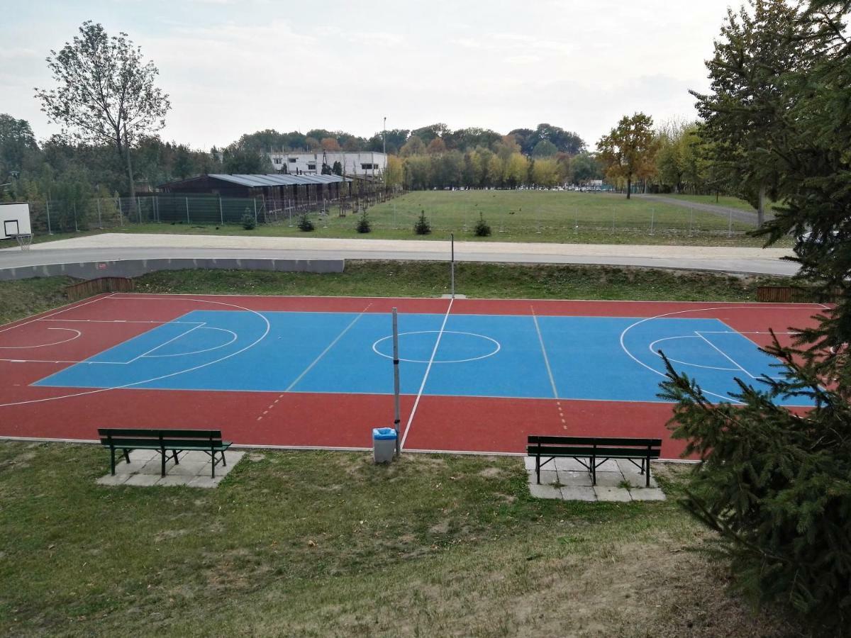 Tarnow Dom / Apartament W Centrum Екстериор снимка
